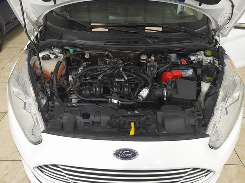 Ford Fiesta Kinetic 1.6 Se Plus 120cv