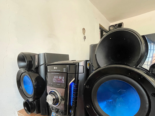 Minicomponente Lg Mcd605 Usado Negro 560 W