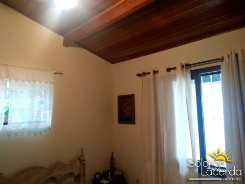 Imagem 10 de 20 de Casa Térrea - Localização Privilegiada - Cômodos Amplos - Com Edícula - 1249