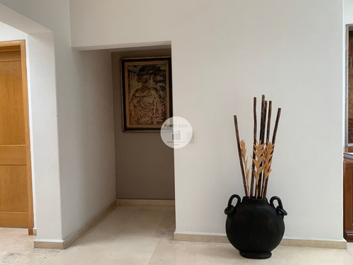 Imagen 11 de 30 de Residencia En Calle Cerrada En Jardines Del Pedregal
