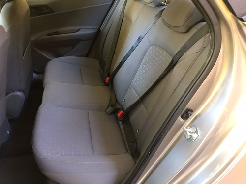 Hyundai HB20S 1.0 Comfort Flex 4P