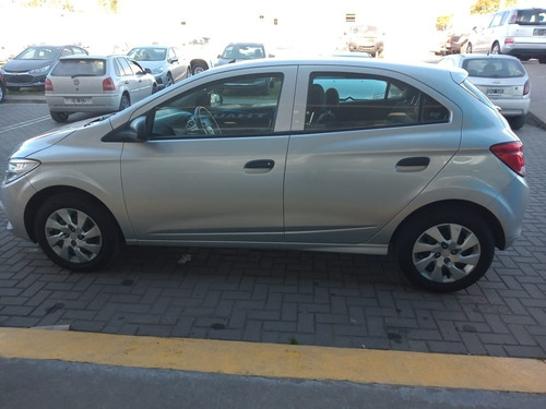 Imagen 7 de 15 de Chevrolet Onix 1.4 Lt