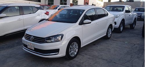 Volkswagen Vento 1.6 Confortline Mt