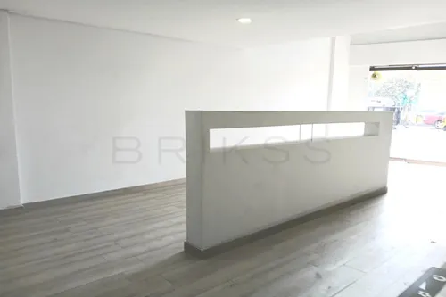 Local En Arriendo/venta En Colina Campestre I Y Ii Etapa. Cod A6946