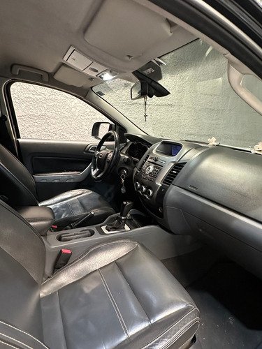 Ford Ranger 3.2 Limited Cab. Dupla 4x4 Aut. 4p