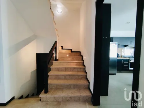 Venta Casa 3 Ambientes Lomas De Angelópolis