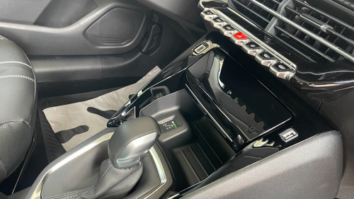 Imagen 20 de 25 de Peugeot 208 Feline Tiptronic Am24