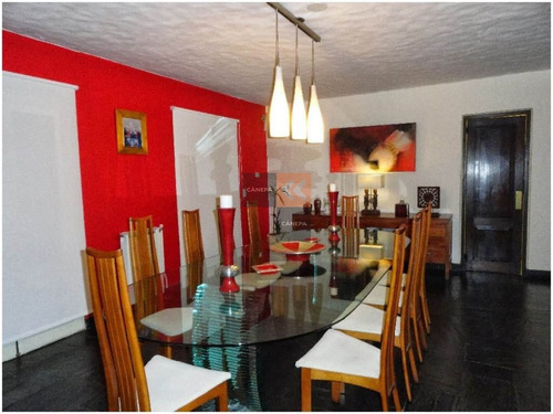 Zona Golff, Casa En Excelente Estado- Ref: 8756