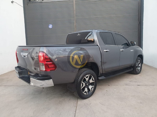 Toyota Hilux 2.8 Cd Srx 177cv 4x2 At