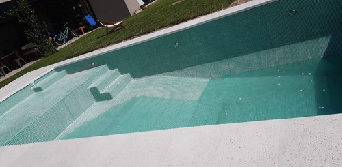 Imagen 8 de 12 de Construccion Piscinas Hormigon Elaborado