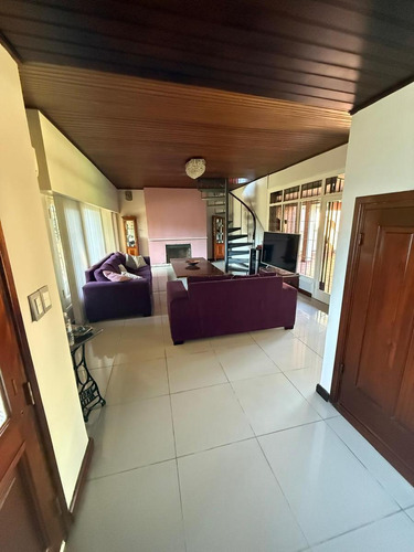 Casa En Venta, Apta Credito, Acepta Permuta