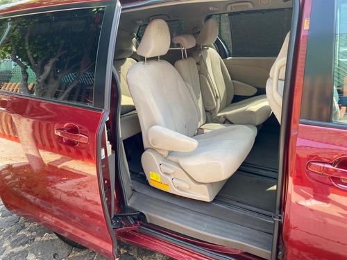 Toyota Sienna 3.5 Xle Mt