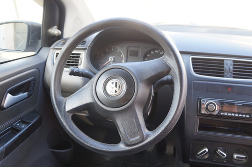Imagem 4 de 10 de Fox Trend 1.0 2011 Volkswagen Completo Flex