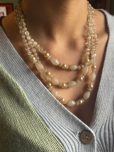 Collar De Perlas De Cristal. Tres Vueltas. Vintage Clásico. Blanco (Usado)
