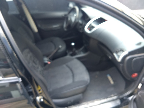 Imagen 9 de 11 de Peugeot 207 Compact 1.9 D Sedan Xs 2010