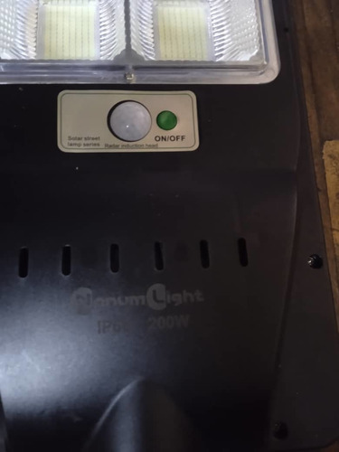 Imagen 7 de 9 de Alumbrado Público Solar 200w Led Con Panal Integrado Nano