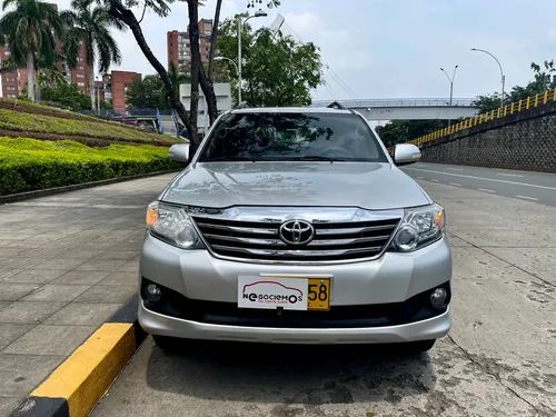 Toyota Fortuner 2.7l 4x4
