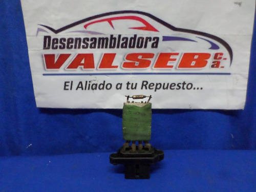 Imagen 1 de 6 de Resistencia Soplador Aire Acondicionado Hilux 2002