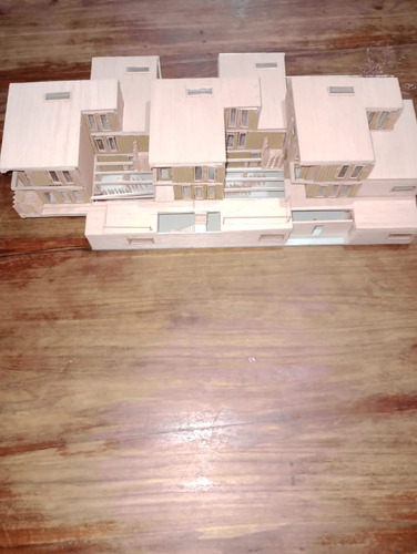 Maqueta Miniatura Proyecto Arquitectura O Decorar Pintar (Usado)