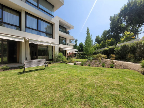 Departamento En Venta Exclusivo De 3d+e+s+ss En Las Condes