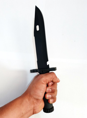 Imagen 8 de 10 de Cuchillo Táctico Tipo Cazador, Incluye Funda De Polímero