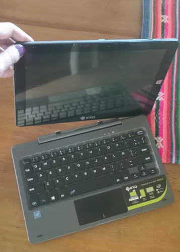 Exo Wings 2 En 1 K2200 Tablet +notebook (Usado)