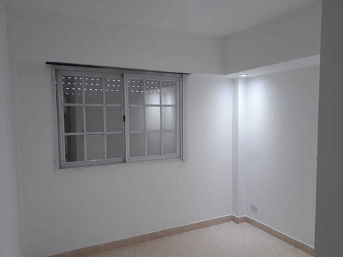 Imagen 9 de 13 de Departamento Monoambiente Dividido, Al Frente. A Estrenar.