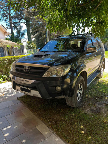 Toyota Hilux SW4 3.0 Srv Cuero