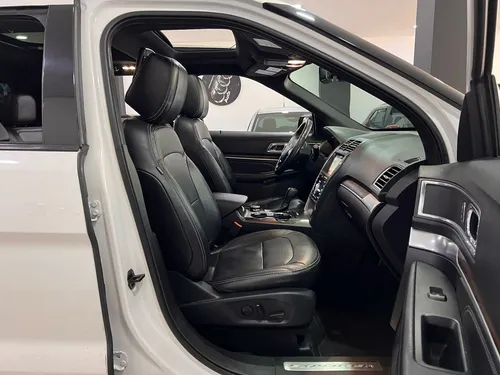 Ford Explorer 2.3 Limited 4x4