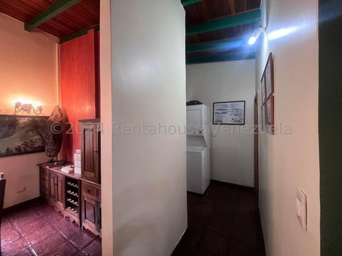 Impecable Y Bello Apartamento En Alquiler Ubicado En San Román 24-22455
