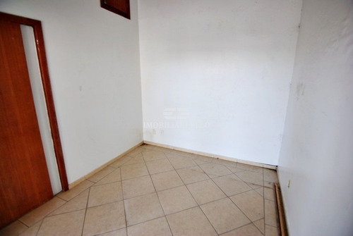 Imagem 19 de 30 de Casa Espaçosa Com Área De Lazer! - 4674