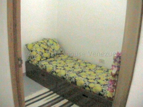 Imagen 28 de 30 de Ls Vende Town House Tucacas 23-3910