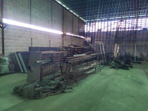 Galpón Industrial En Bárbula - Guacara En Venta -. Inmobiliaria Maggi 1694