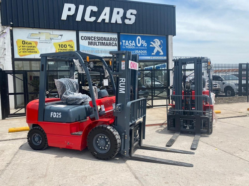 Autoelevador Isuzu Irw Maquinarias 2500 Kg 0 Km