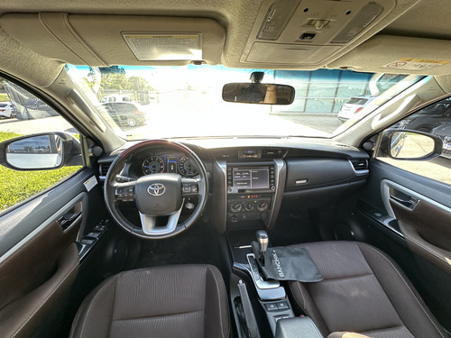 Toyota Hilux SW4 2.8 Sr 177Cv 4X4 At
