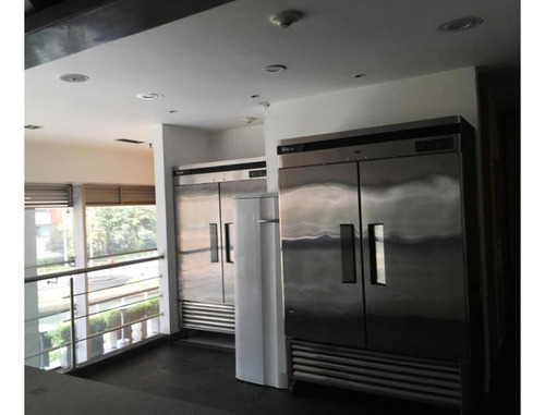 Vendo Local Rentando Vitrina Comercial Terraza Sta Barbara Or. -11-