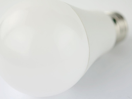 Ampolleta Inteligente Nexxt Wi-fi Calido y Frío E27