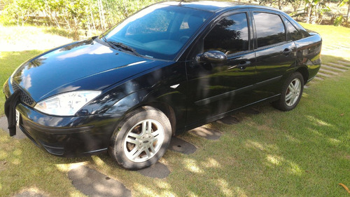 Ford Focus Sedan 2.0 Glx 4p