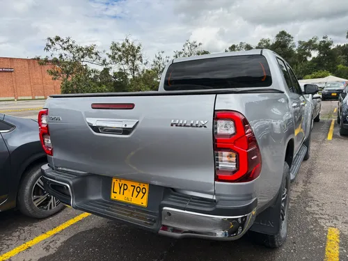Toyota Hilux 2.4 Diésel 4X4