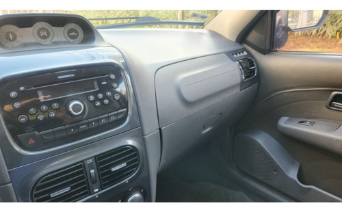 Fiat Strada 1.8 MPI ADVENTURE CE 16V FLEX 2P MANUAL