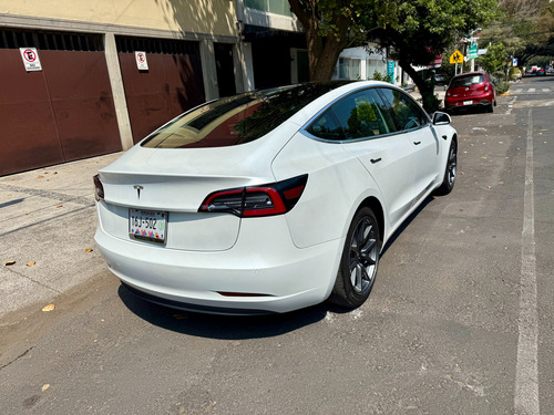 Tesla Model 3 Standar Range Autonomia Auto Pilot