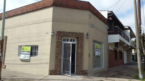 Imagen 2 de 7 de Local En Venta En Villa Sarmiento