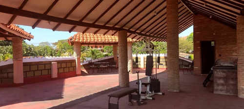 Imagen 8 de 15 de Rosaura Cortez Vende Finca En Safari Carabobo