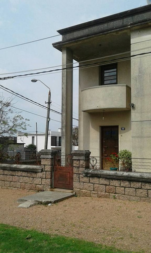 Imagen 4 de 14 de Lega Propiedades Vende Hermosa Residencia
