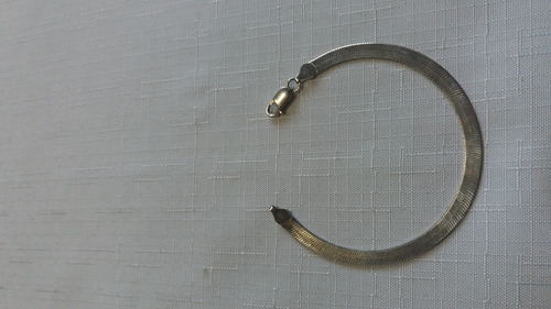 Imagem 1 de 1 de Pulseira Jóia Em Prata 925, Garantia Eterna No Material