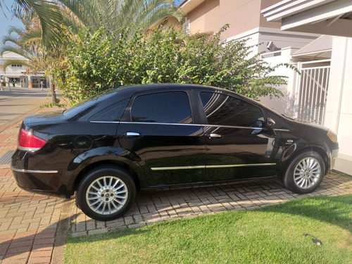 Fiat Linea 1.9 16v Absolute Flex Dualogic 4p