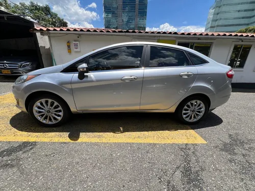 Ford Fiesta 1.6 Sportback Titanium