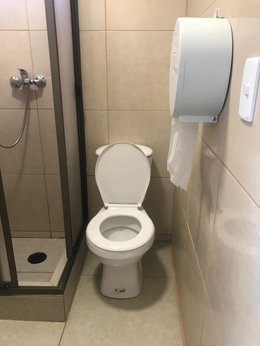 Venta De Casa Son 3 Mini Departamentos Mas Local Comercial