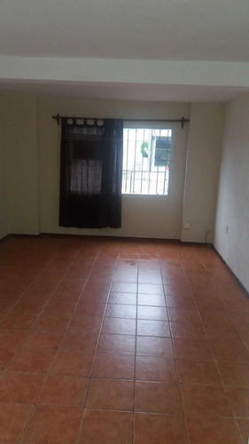 Imagen 3 de 12 de Alquilo Casa 2 Dormitorios En Sayago.. Reservada.