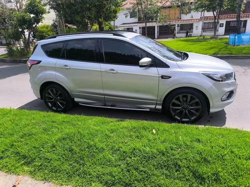 Ford Escape ST LINE AWD 4X4 TITANIUM